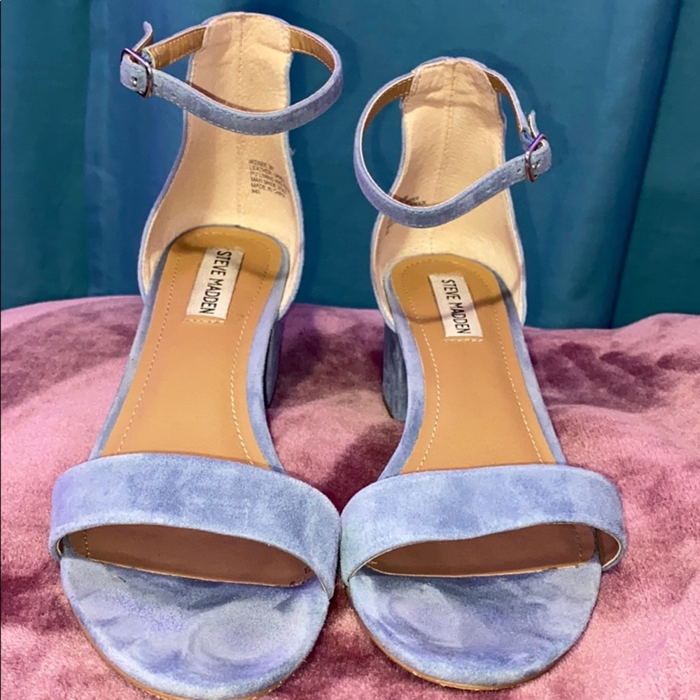 Women’s suede open-toe heel